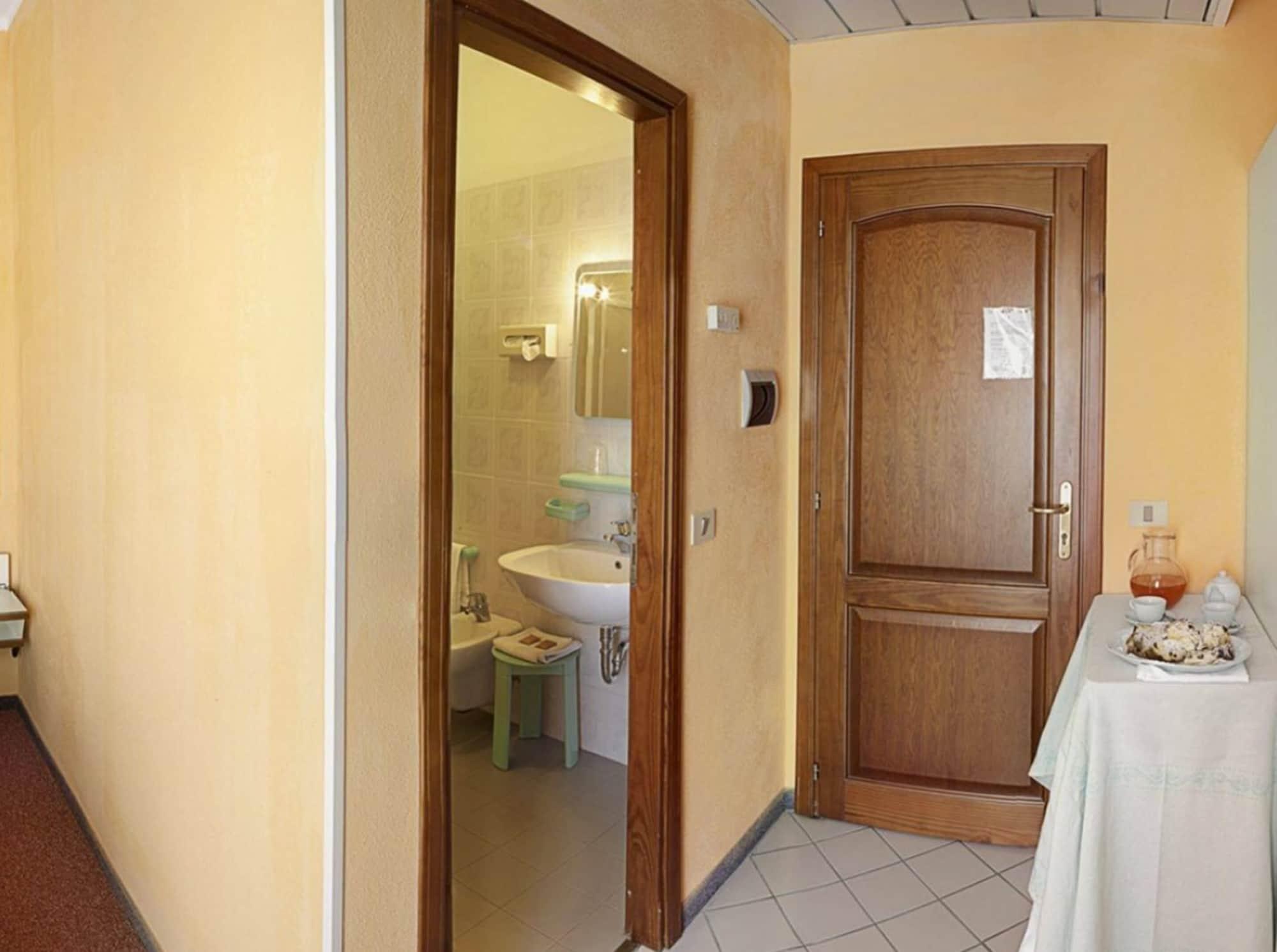 Hotel Majore Santa Teresa di Gallura Esterno foto