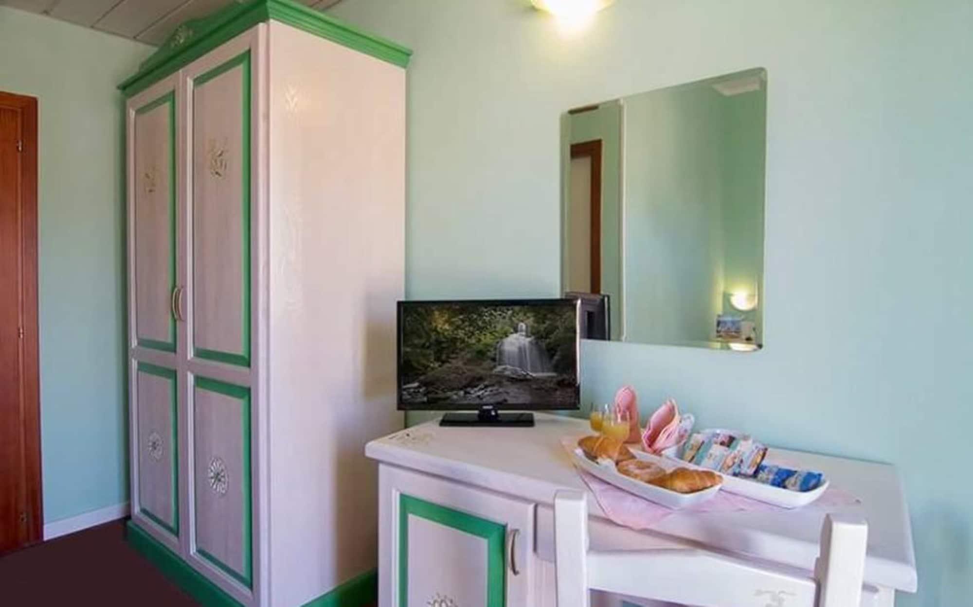 Hotel Majore Santa Teresa di Gallura Esterno foto
