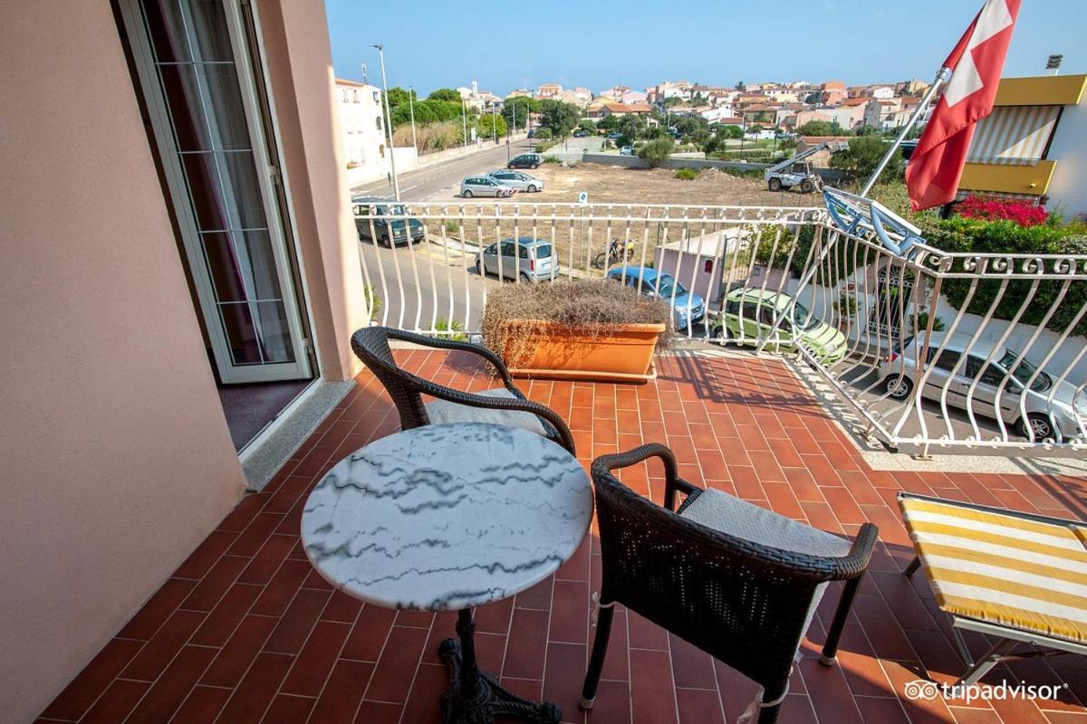 Hotel Majore Santa Teresa di Gallura Esterno foto