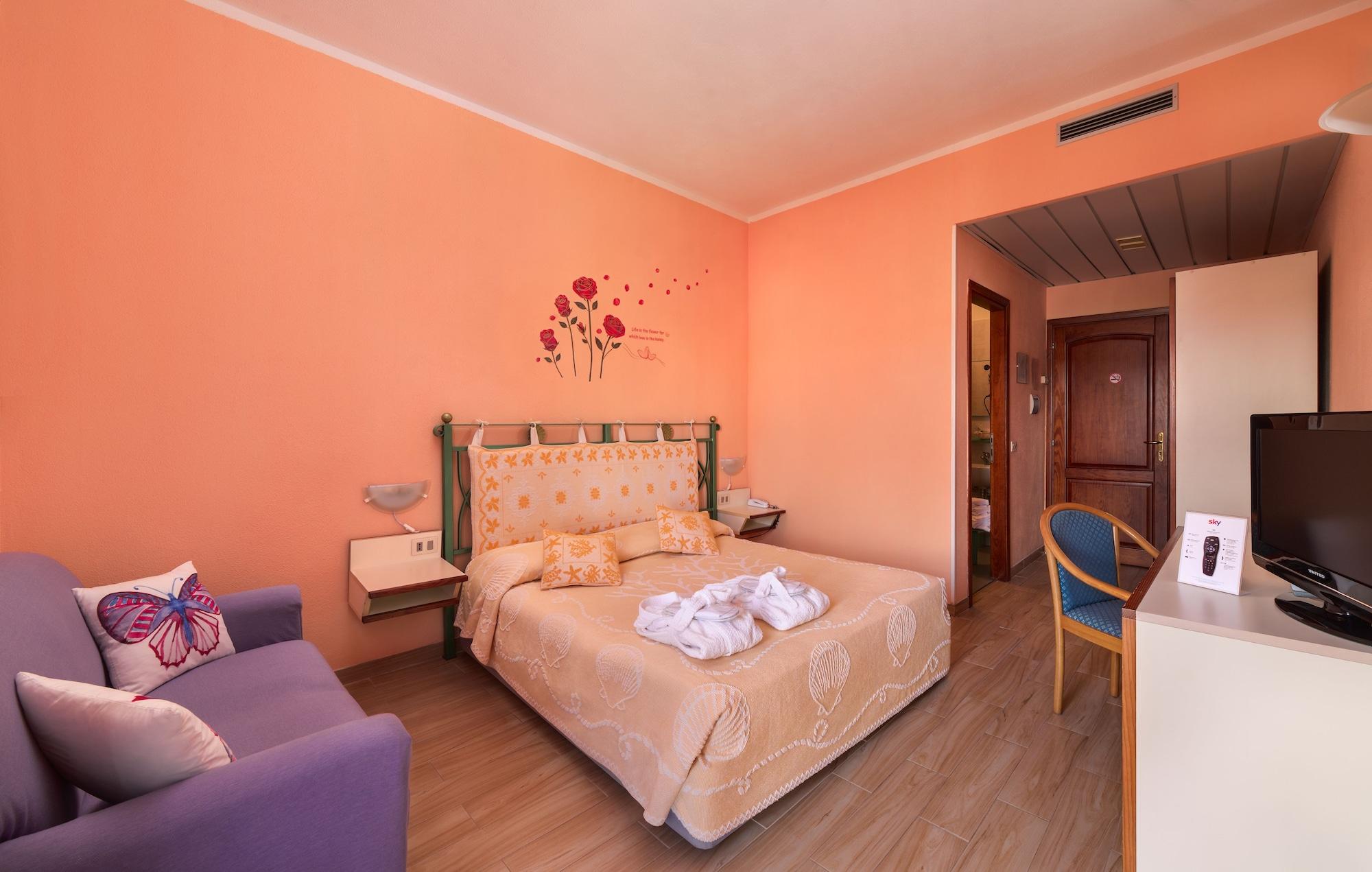 Hotel Majore Santa Teresa di Gallura Esterno foto