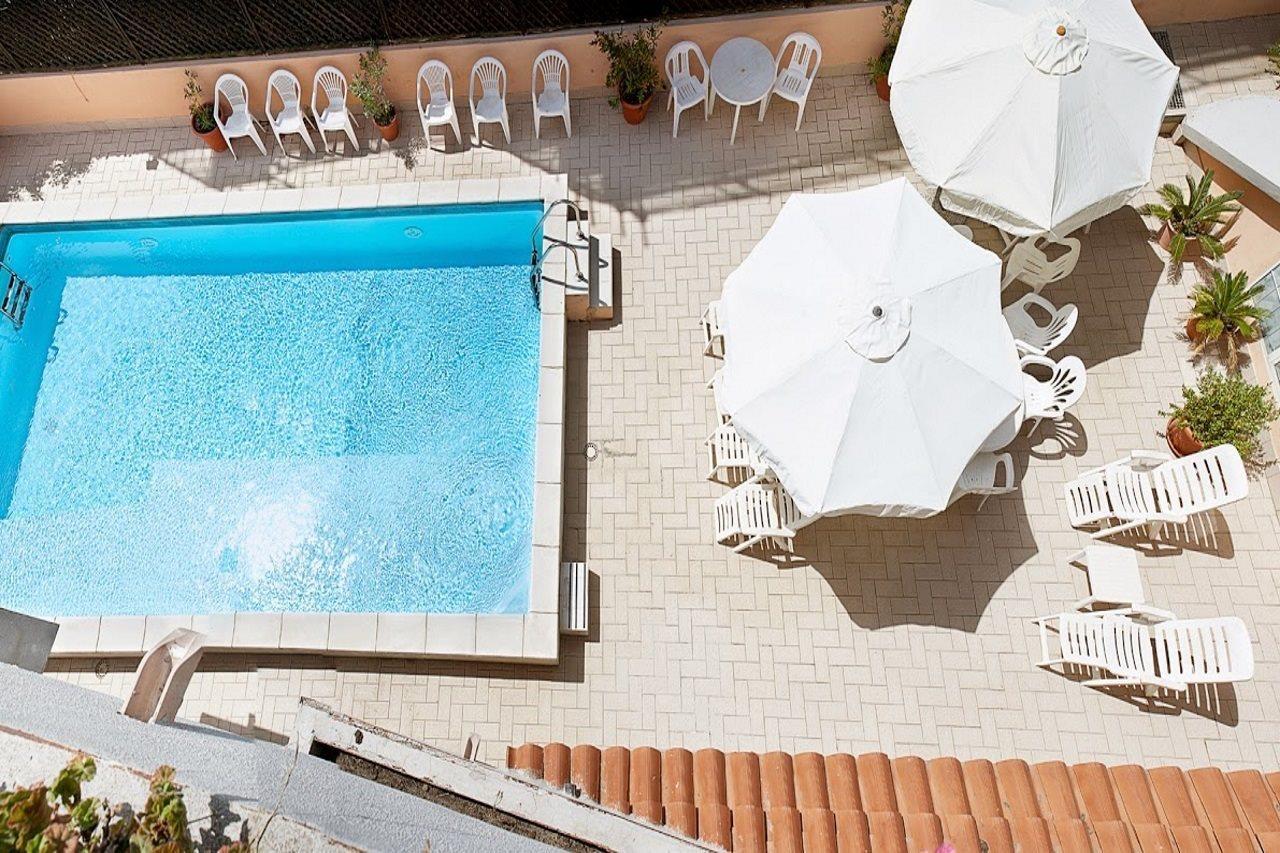 Hotel Majore Santa Teresa di Gallura Esterno foto