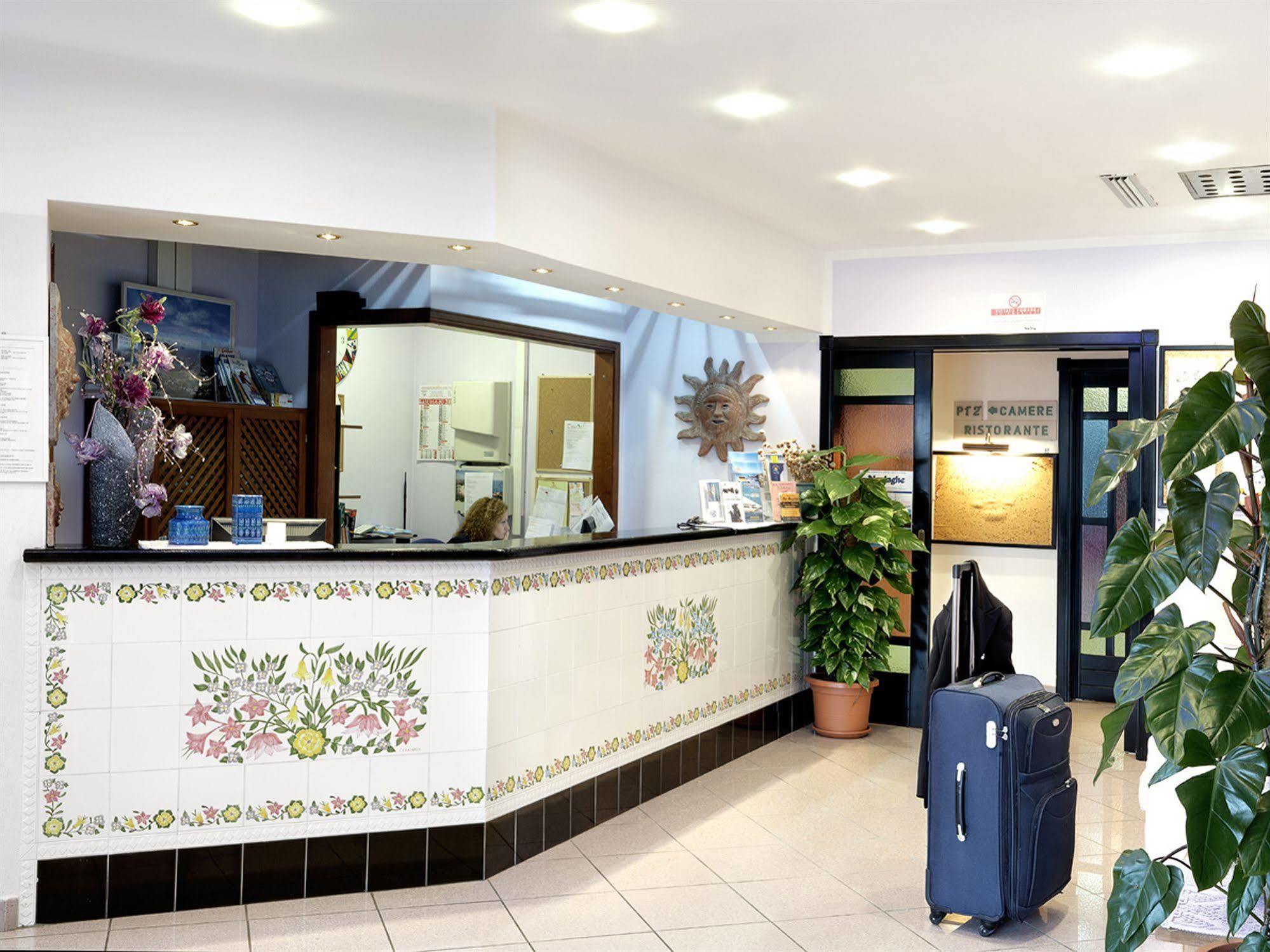 Hotel Majore Santa Teresa di Gallura Esterno foto